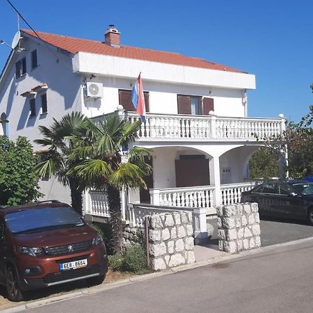 Apartments Rendulic Malinska Luaran gambar