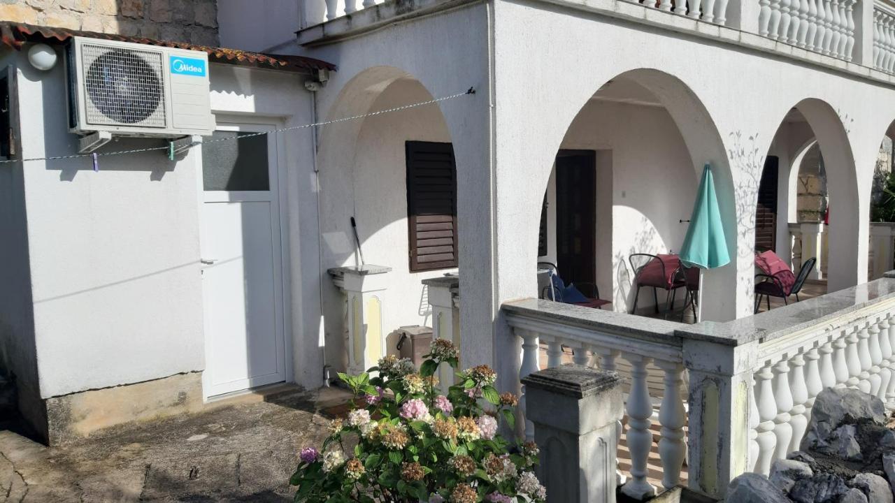 Apartments Rendulic Malinska Luaran gambar