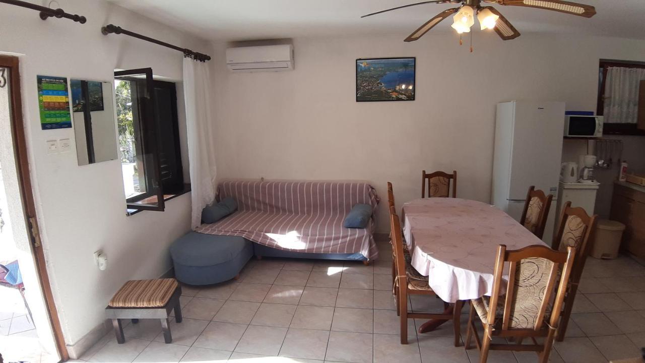 Apartments Rendulic Malinska Luaran gambar