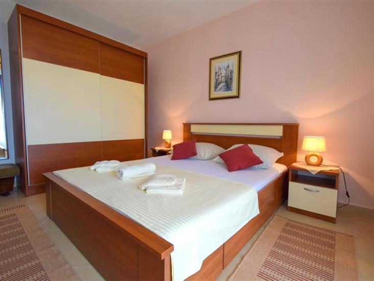 Apartments Rendulic Malinska Luaran gambar