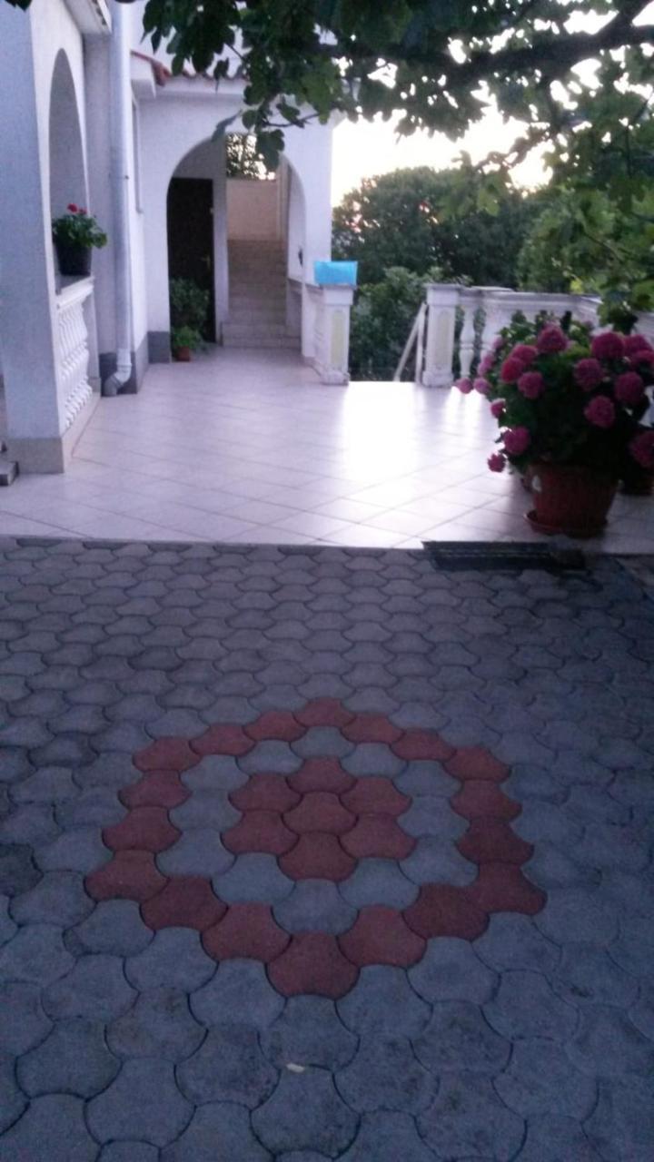 Apartments Rendulic Malinska Luaran gambar