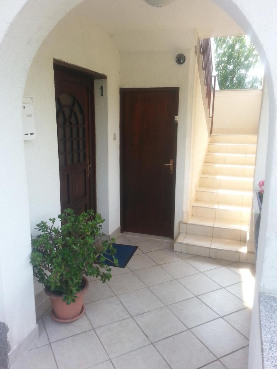 Apartments Rendulic Malinska Luaran gambar