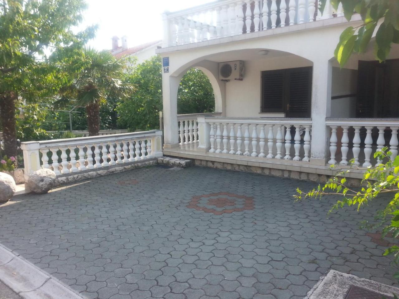 Apartments Rendulic Malinska Luaran gambar